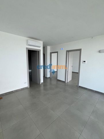 Ufficio in commerciale in Via Giovanni Bovio