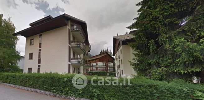 Appartamento in residenziale in Viale Bramafam 32