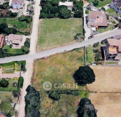 Terreno edificabile in residenziale in Via Crati