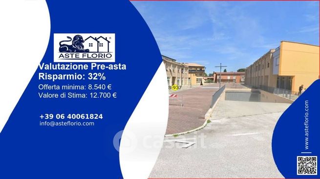 Box/posto auto in residenziale in Via Don Giovanni Minzoni 3