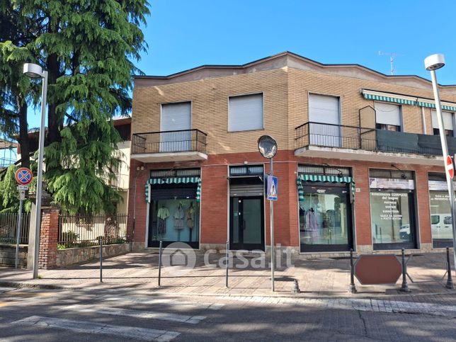 Appartamento in residenziale in Via L. Cadorna 1