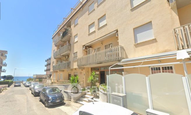 Appartamento in residenziale in Via Corallo 20