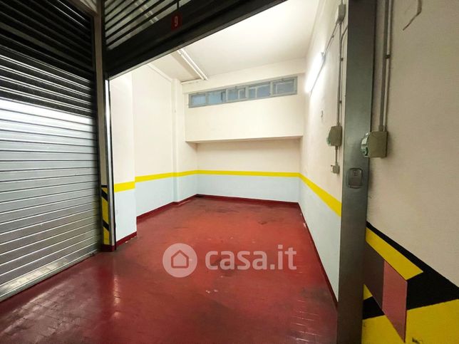 Garage/posto auto in residenziale in Via di Villa Lauricella 4