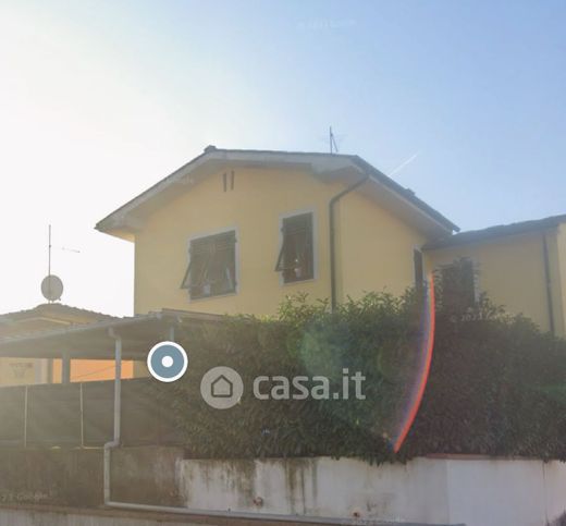 Casa indipendente in residenziale in Via delle Pollinelle 6