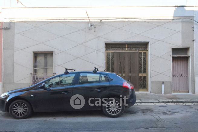 Casa indipendente in residenziale in San Vito dei Normanni