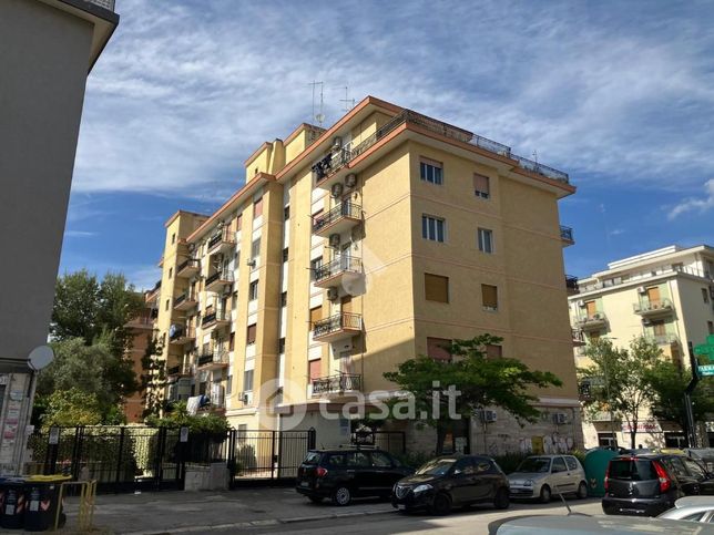 Ufficio in commerciale in Via Molfetta 23
