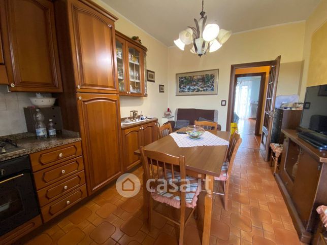 Appartamento in residenziale in Via Nino Bixio