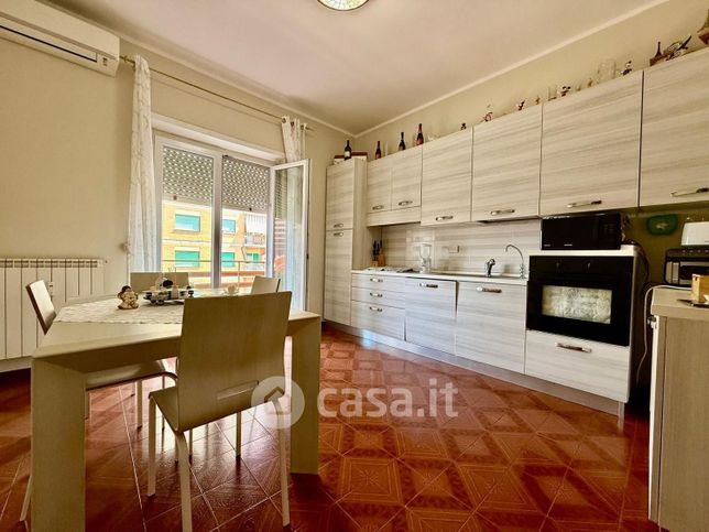 Appartamento in residenziale in Via Ancona