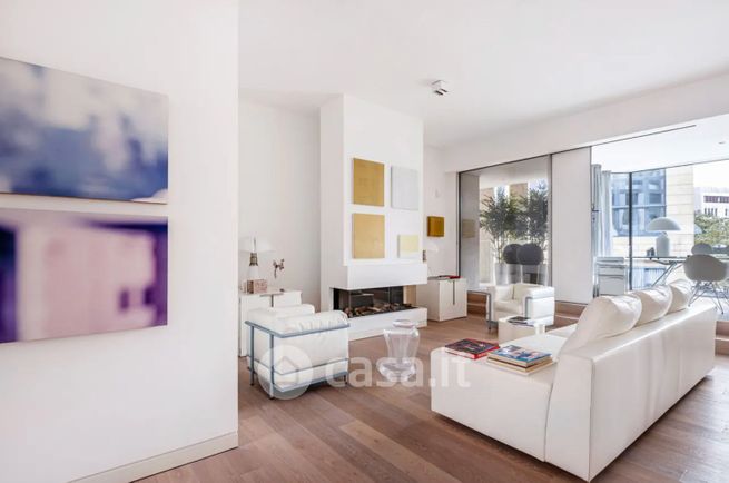 Appartamento in residenziale in Via Senato