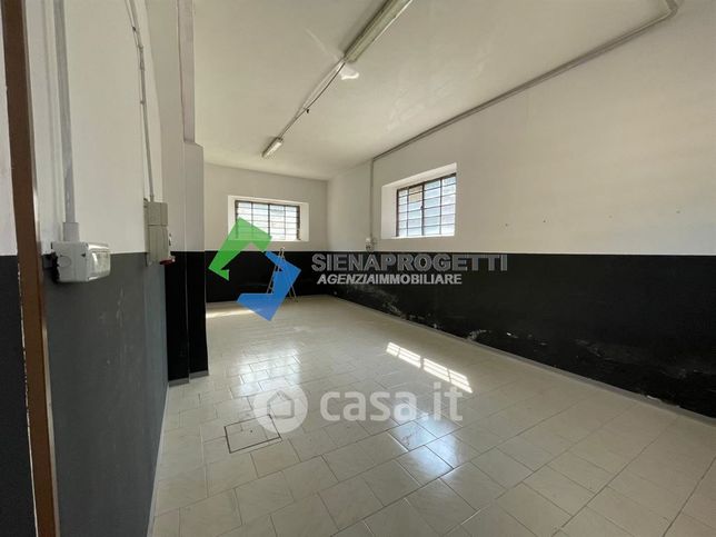 Capannone in commerciale in Strada regionale 222 Chiantigiana
