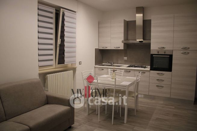 Appartamento in residenziale in Via Luciano Manara