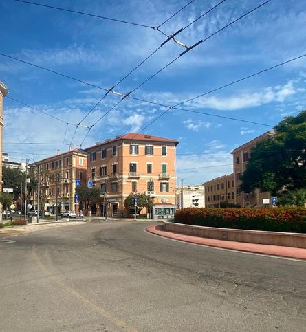 Ufficio in commerciale in Via Dante Alighieri