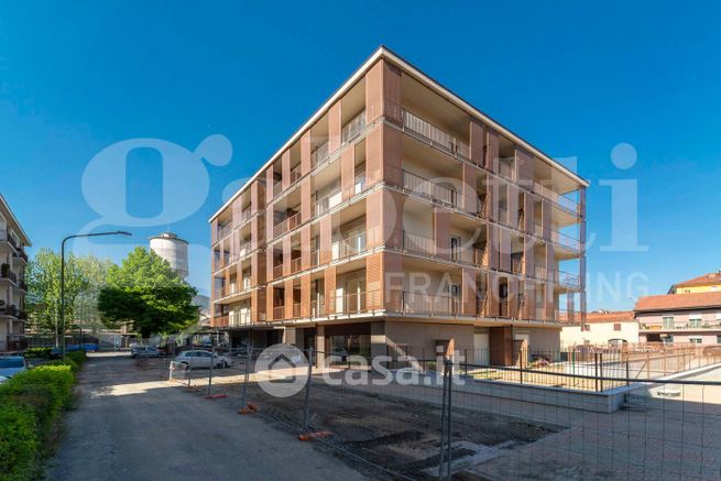 Appartamento in residenziale in Via Cesare Ramo 1
