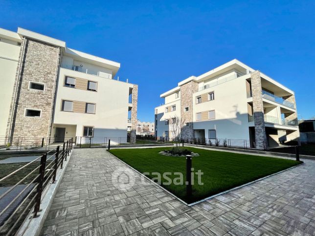 Appartamento in residenziale in Via Papa Giovanni XXIII 3