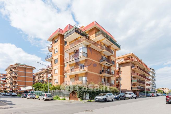 Appartamento in residenziale in Via Nino Bixio