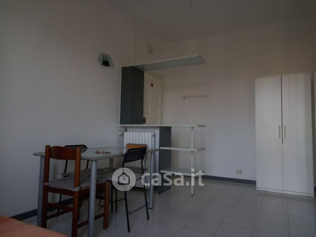 Appartamento in residenziale in Via Alfonso Corti 9