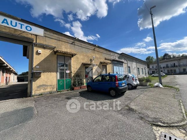 Capannone in commerciale in Viale G. Marconi 10