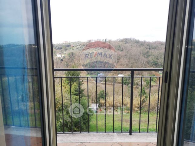 Appartamento in residenziale in Largo Carrette 1