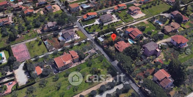 Villa in residenziale in Via Venezia 6 A
