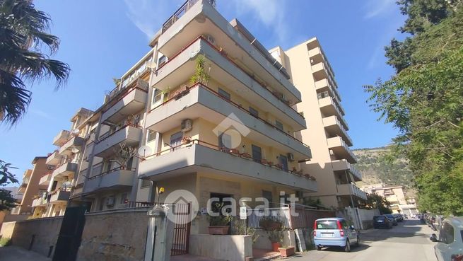 Appartamento in residenziale in Fondo Trapani 17