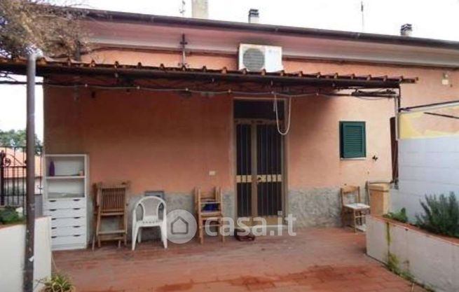 Appartamento in residenziale in Via Cairoli 9 A