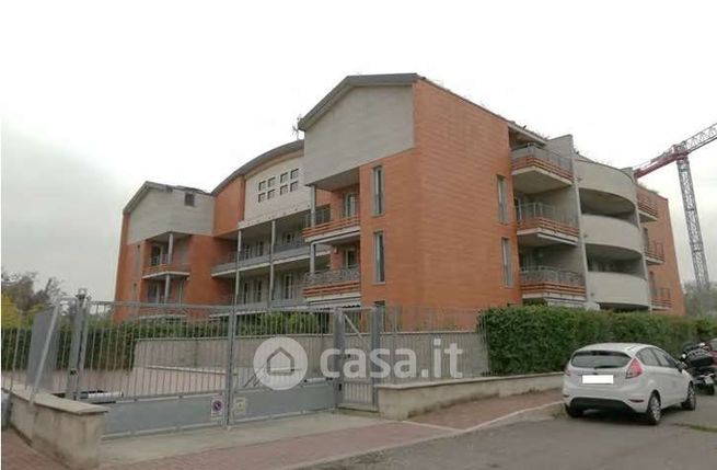 Appartamento in residenziale in Via Londra 36