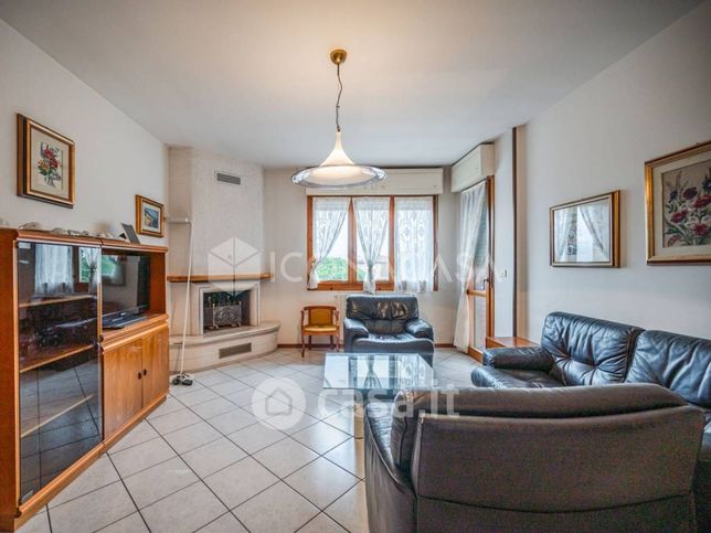 Appartamento in residenziale in Via Ludovico Ariosto