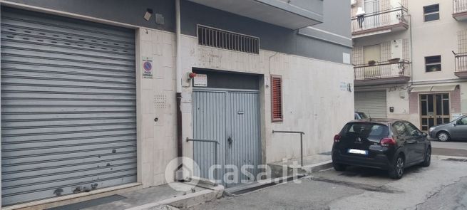 Garage/posto auto in residenziale in Via Lago Salso