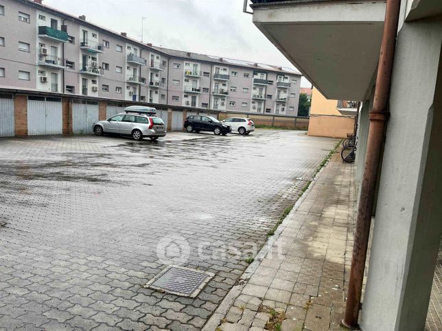 Box/posto auto in residenziale in 