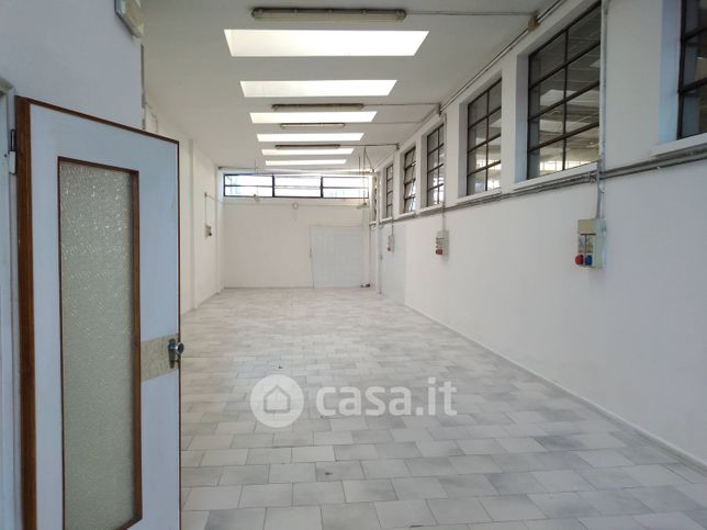Capannone in commerciale in Via dell?Artigianato