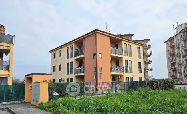 Appartamento in residenziale in Via Sondrio 4