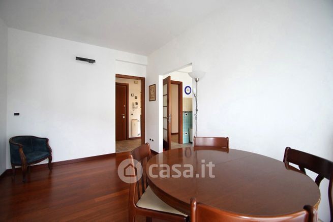 Appartamento in residenziale in Via Circonvallazione 30