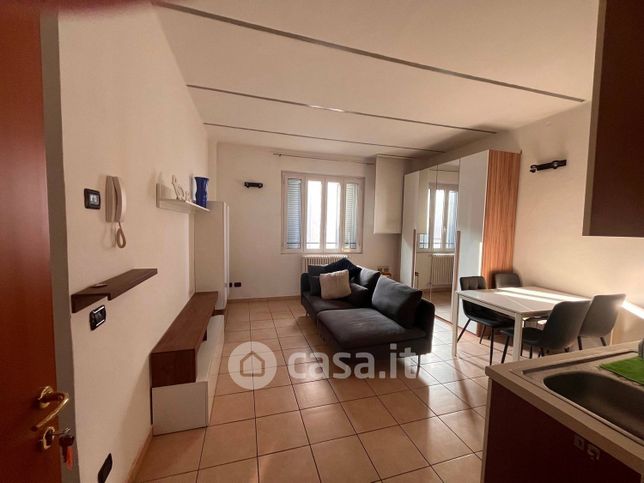 Appartamento in residenziale in Via Crotto 31