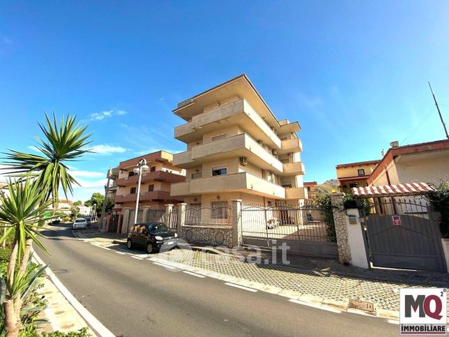 Appartamento in residenziale in Viale Europa