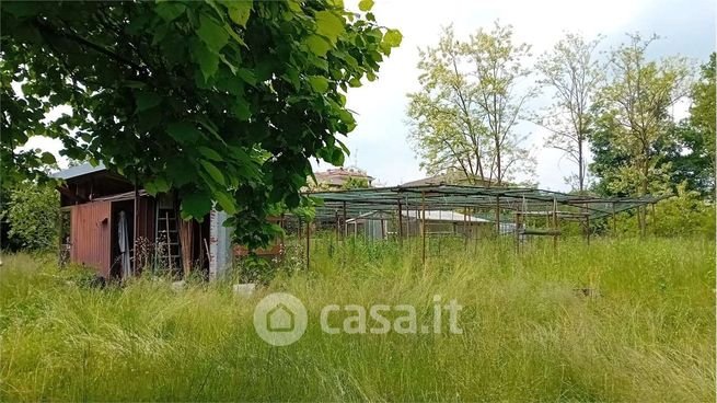 Terreno agricolo in commerciale in 