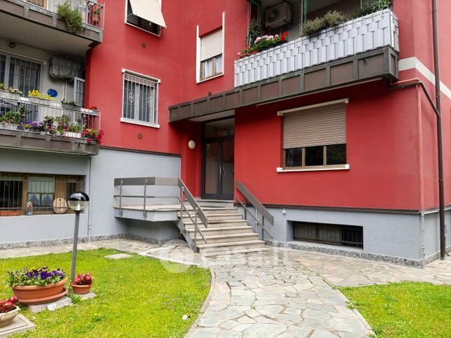 Appartamento in residenziale in Via Giacomo Puccini 6