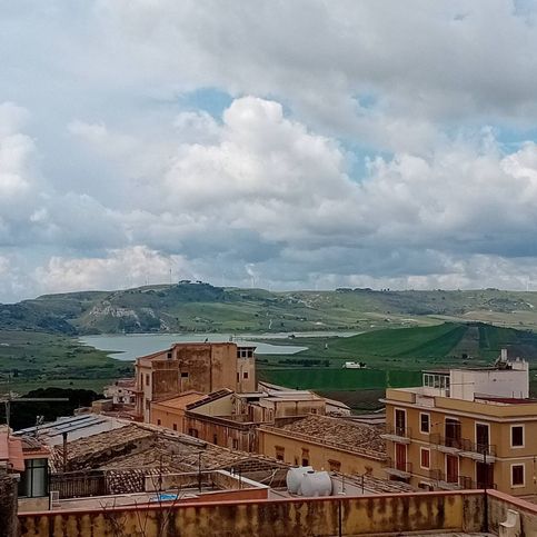 Appartamento in residenziale in Via Orfanotrofio