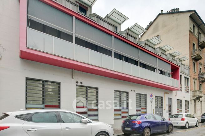 Loft in residenziale in Via Pier Dionigi Pinelli 12