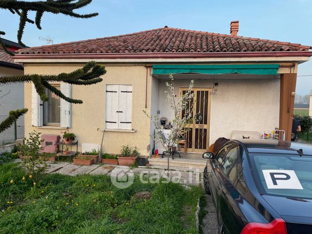 Casa indipendente in residenziale in Via Argine Sinistro Novissimo 34b