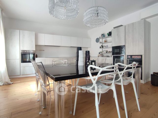 Appartamento in residenziale in Via Mure del Bastion