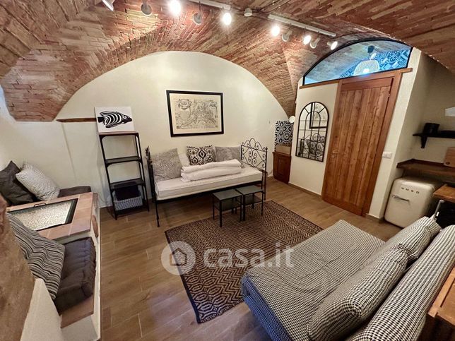 Appartamento in residenziale in Via Angelo Cortesi 61