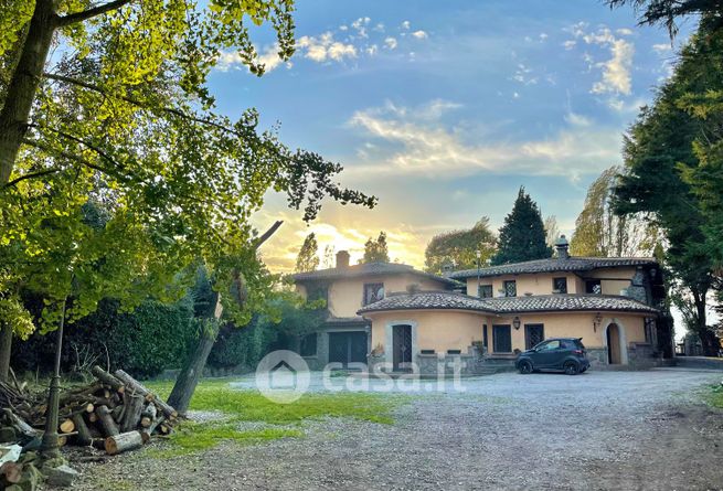 Villa in residenziale in Cassia Bis