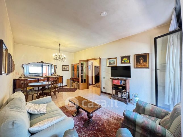 Appartamento in residenziale in Viale Aldo Ballarin 35