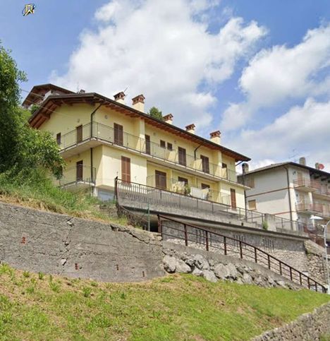 Appartamento in residenziale in Via Fratelli Gamba 12