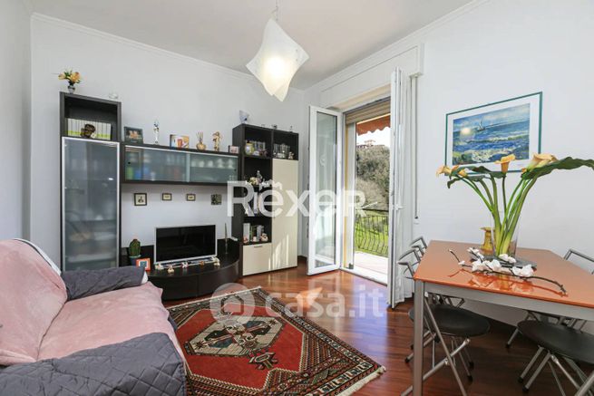 Appartamento in residenziale in Via Campomorone 93 i