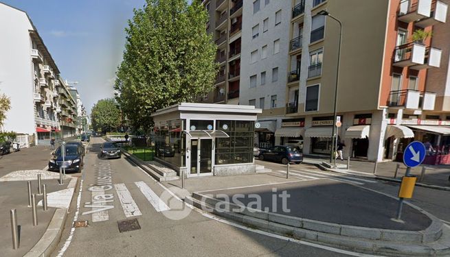 Garage/posto auto in residenziale in Via Giuseppe Govone