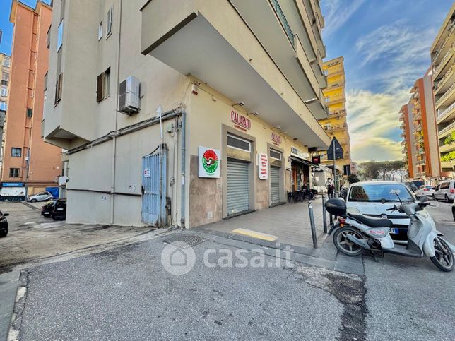 Garage/posto auto in residenziale in Via Francesco Cilea 255