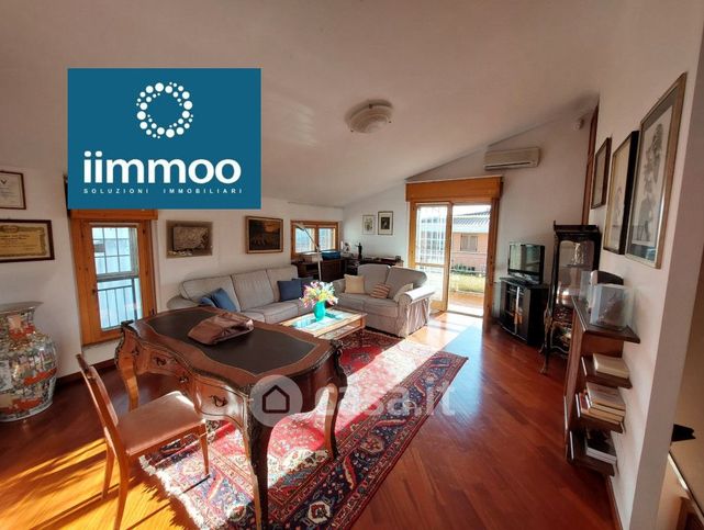 Attico/mansarda in residenziale in Via Montefiore 43