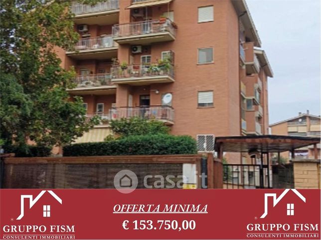 Appartamento in residenziale in Via del Trullo 136