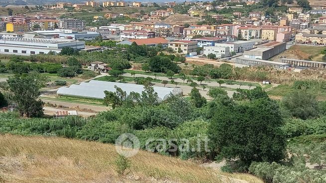 Terreno edificabile in residenziale in Via Nazionale